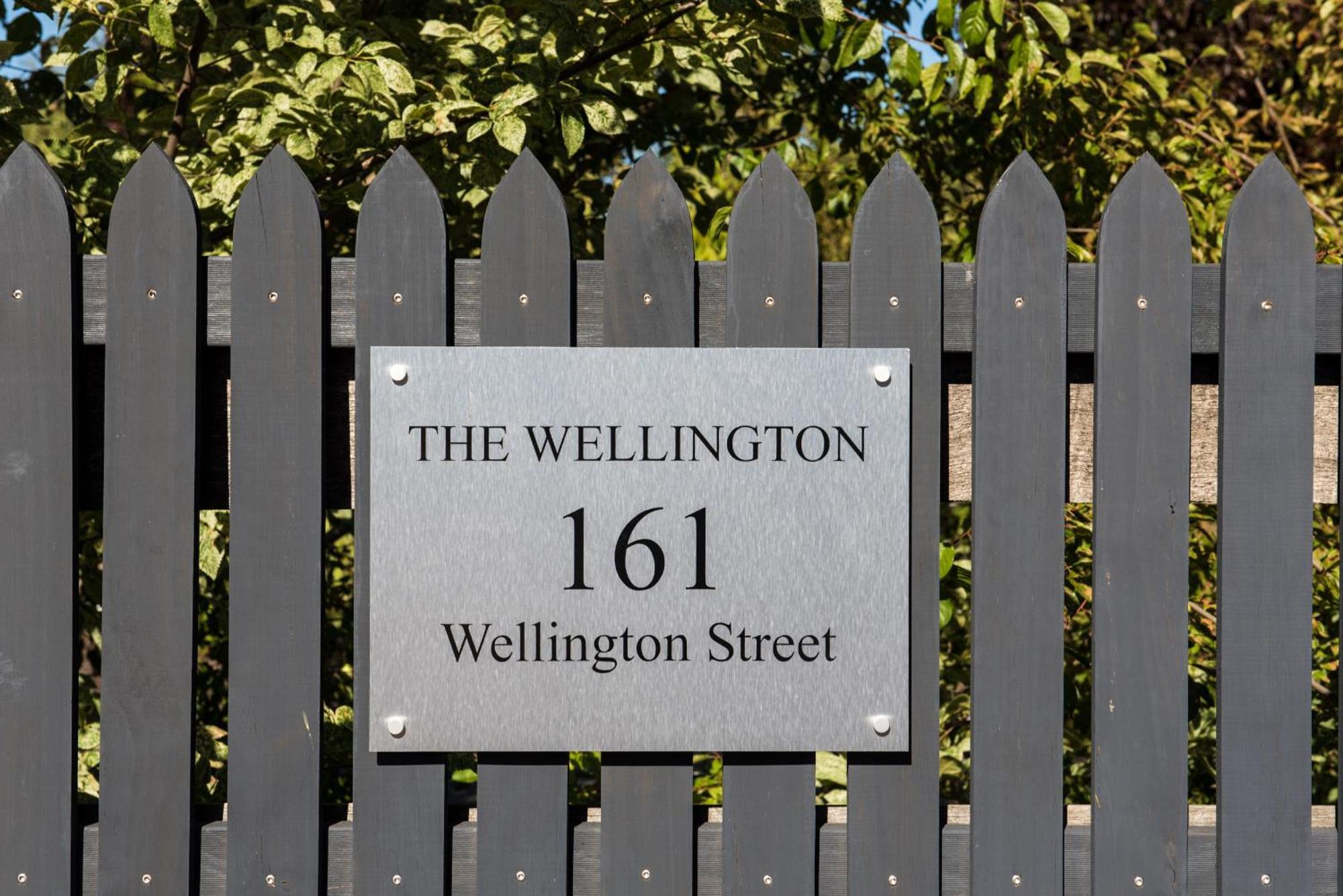 The Wellington Bed And Breakfast Longford Экстерьер фото